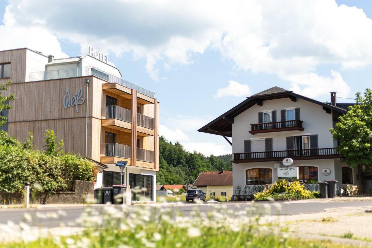 Hotel Weiss Munderfing Eksteriør billede
